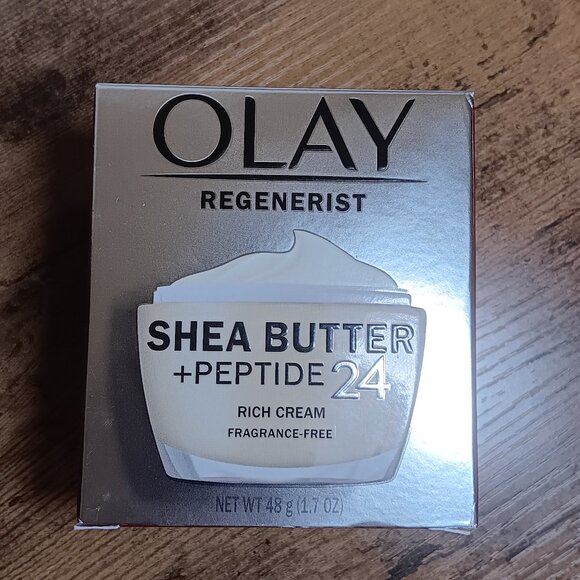 Olay Regenerist Shea Butter + Peptide 24 Rich Cream Face Moisturizer - Picture 2 of 6